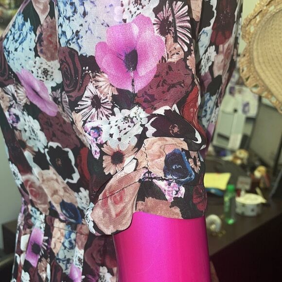 Pins and needles pleated floral dress - Picture 3 of 13